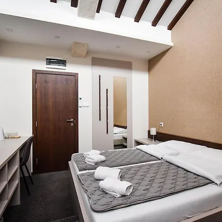 Atrijum And ゲストハウス