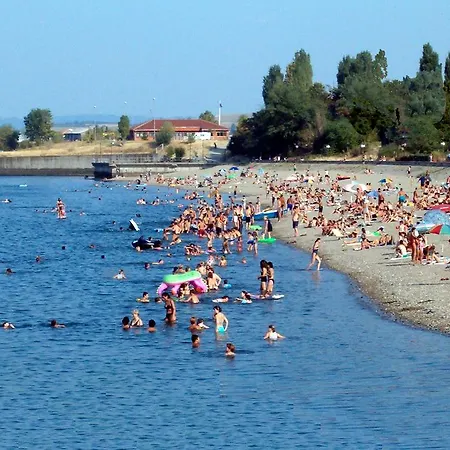 Atrijum And ゲストハウス 4*